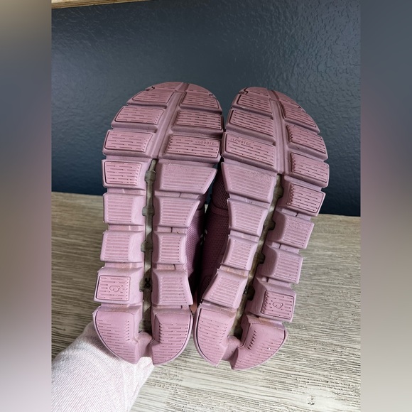 On Running Women's Mauve Athletic Shoes - Picture 6 of 8